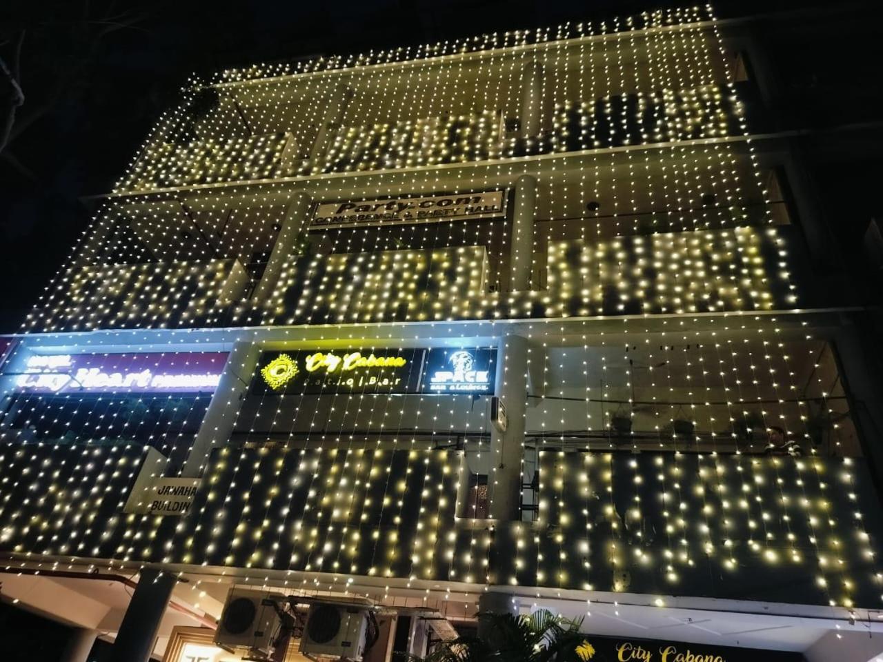 Hotel City Heart Premium Csandígarh Kültér fotó