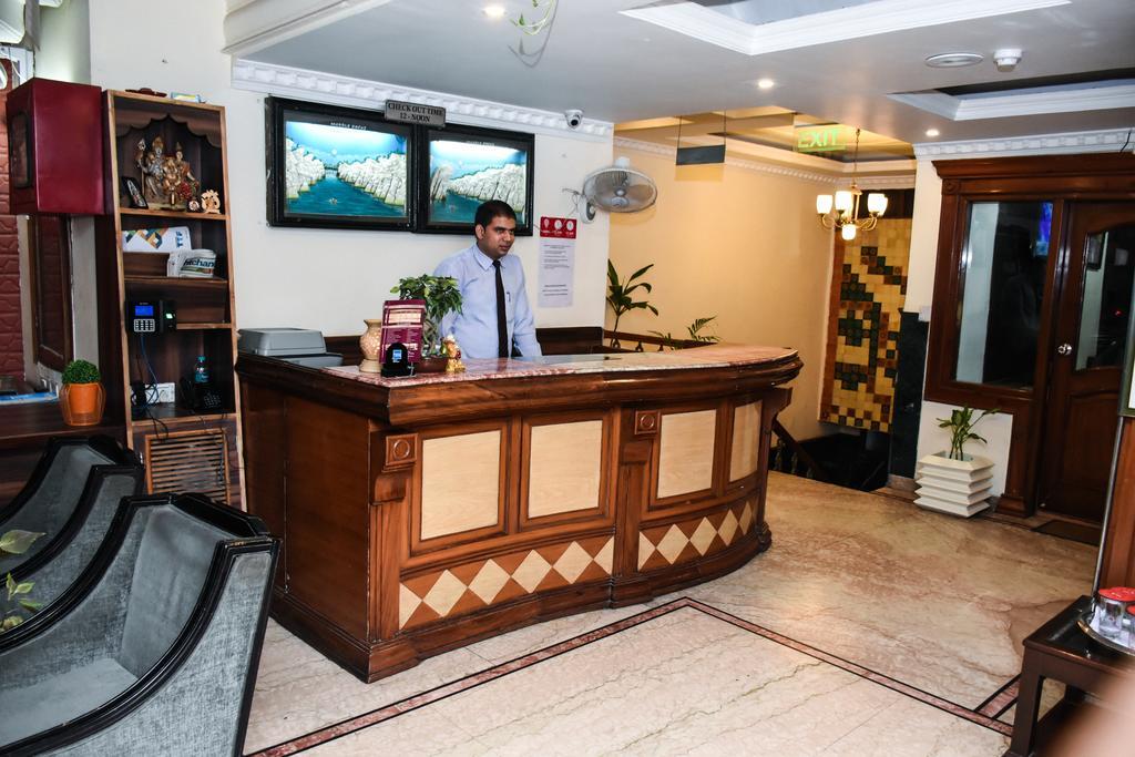 Hotel City Heart Premium Csandígarh Kültér fotó